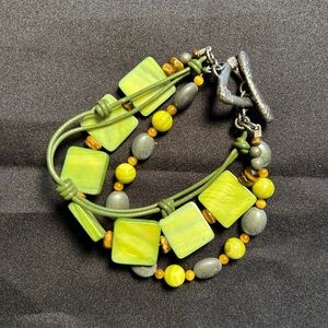 Silpada Designs Sterling Silver Green‎ Mother of Pearl Leather Bracelet